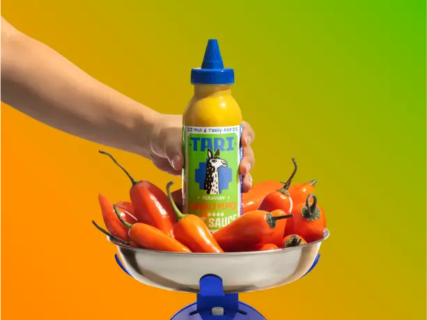 Amarillo Sauce Bottle with Peppers